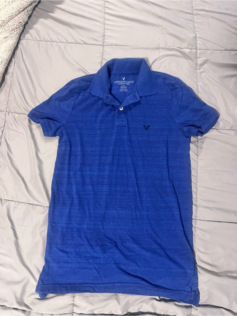 American Eagle Outfitters Men’s Blue Polo Shirt xs